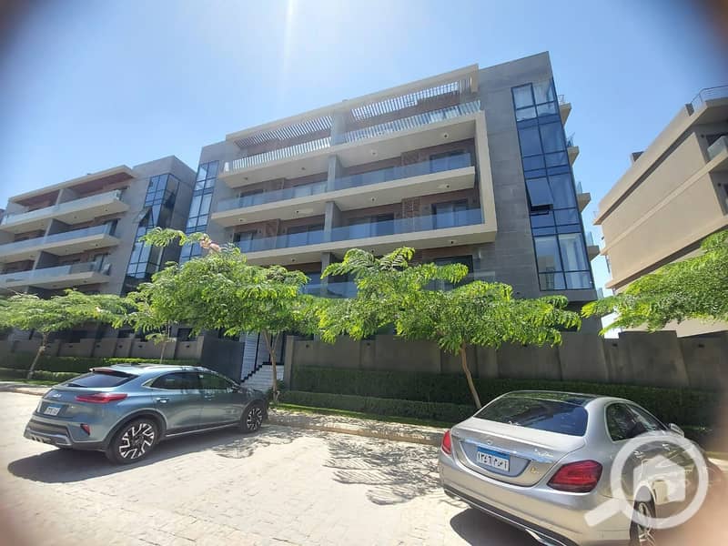 2 8eb488c0-b569-4aa7-923c-2d9859cdddf1. jpeg