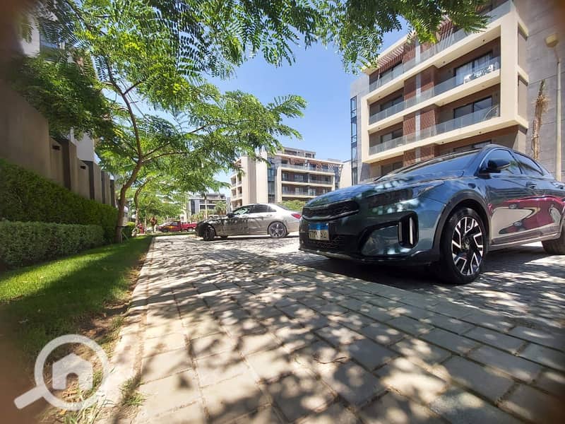 6 a51b2c64-9e4c-49e5-b4d7-b13910923429. jpeg