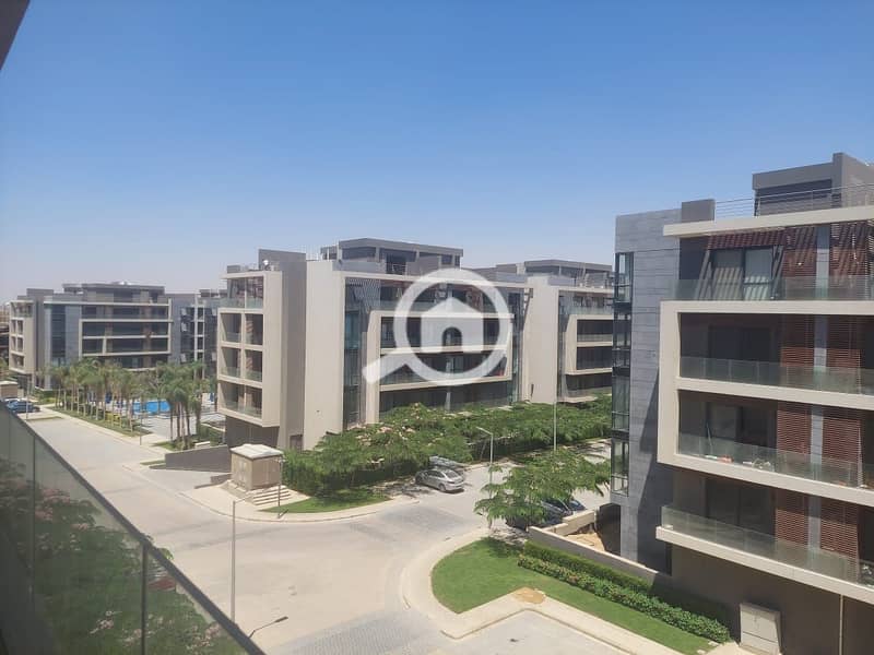 8 fd1e40e9-f08a-4dc0-8a11-a65bef49b2d2. jpeg