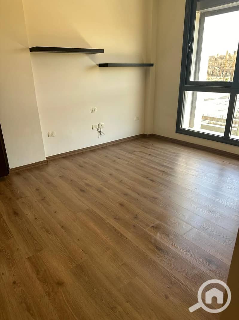 12 ceffc686-89d7-4263-a83a-3d280d866f64. jpeg