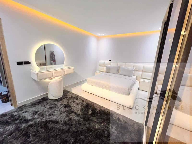 24 10eb8caf-e51e-4a69-80e8-bf01df94d148. jpg