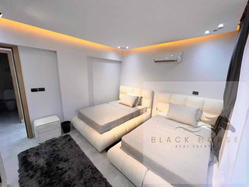 29 b0384ffe-58e8-4b70-b24c-a680fbd73c85. jpg