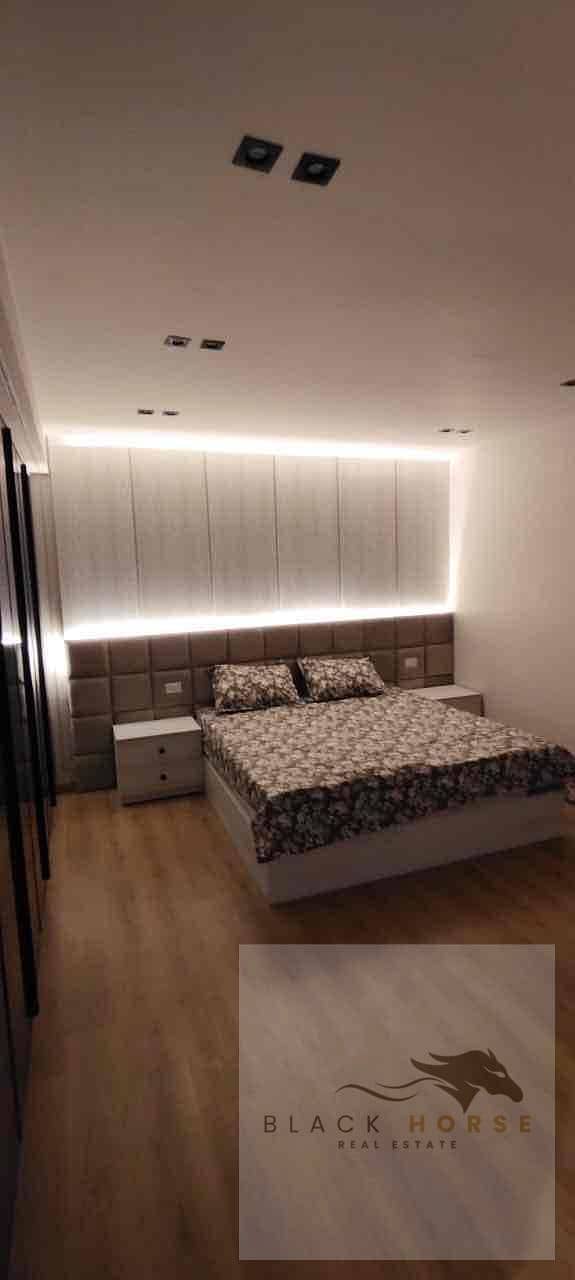 8 9cd5c746-d65a-48bd-9023-21ec2cd5df87. jpg