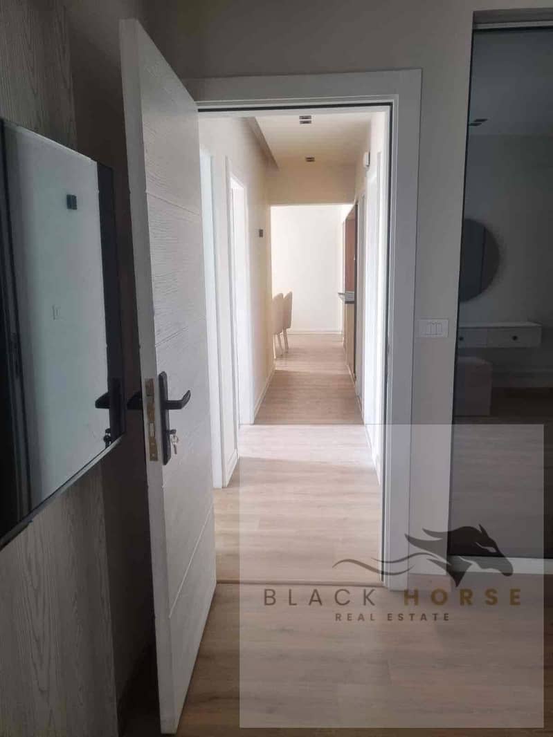 16 3089ed39-5596-41fa-8f9c-affd575be8fc. jpg