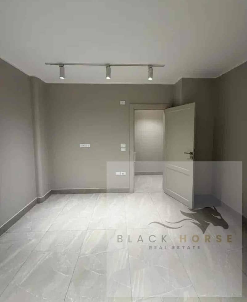 8 att. TACKW3tA0B4vCR2myiMT2LXCwcQ5UZ8q4-uh3w3-jU0. jpg