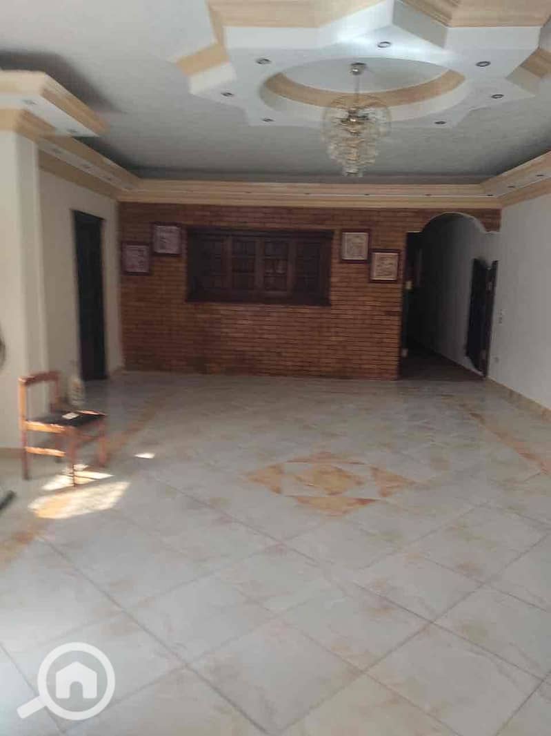 2 1b8f891b-2025-461d-a2c7-4786443fe552. jpg