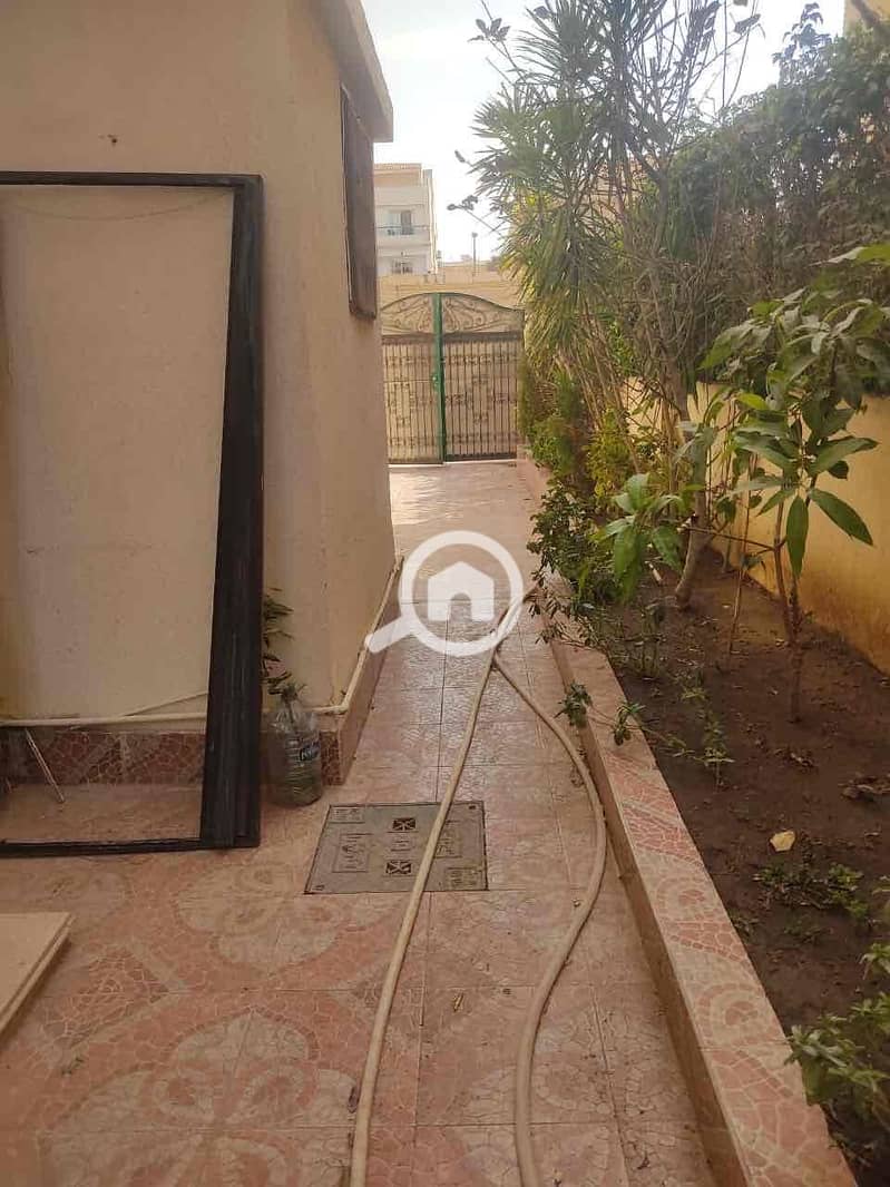 9 236544f4-6125-4ef0-b6c9-237f2257605f. jpg