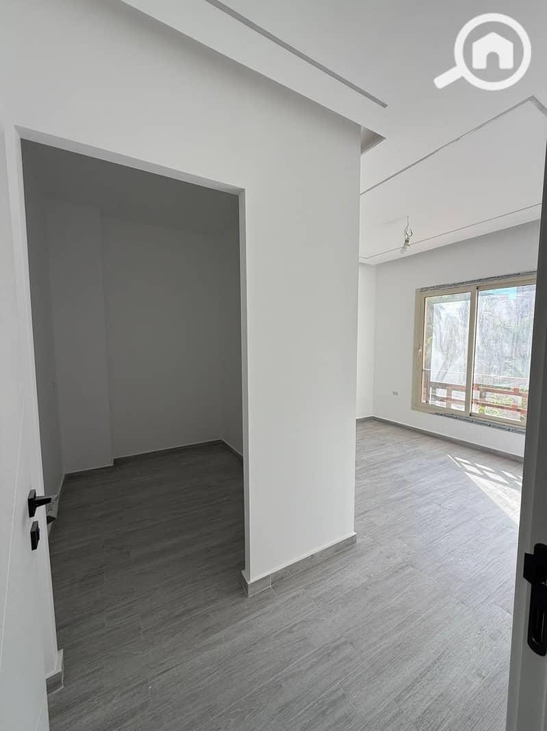 6 WhatsApp Image 2025-12-30 at 2.54. 12 PM. jpeg