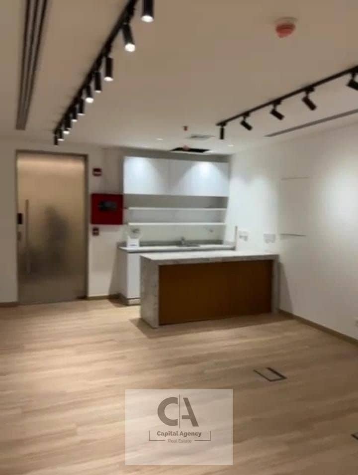 2 1d3fcf0b-e7e4-467a-ba7f-e608db6f2e4b. jpg