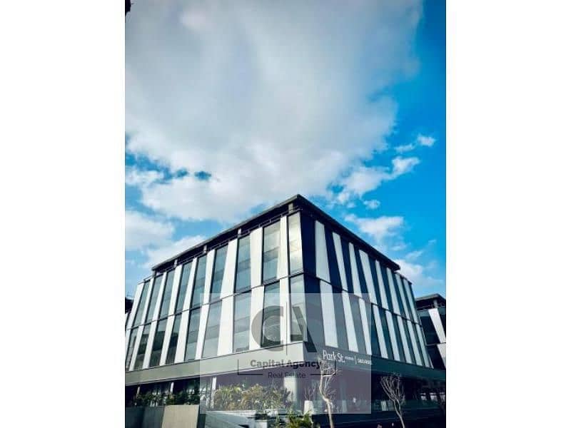 4 943af5ce-4abe-450c-83b6-114fa9a96960. jpg