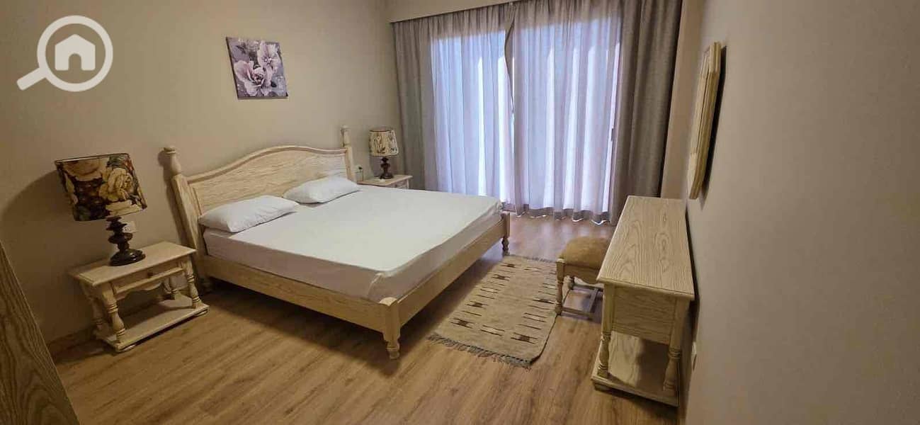 8 310af5db-8a64-4c69-8196-57f514ba7faa. jpg