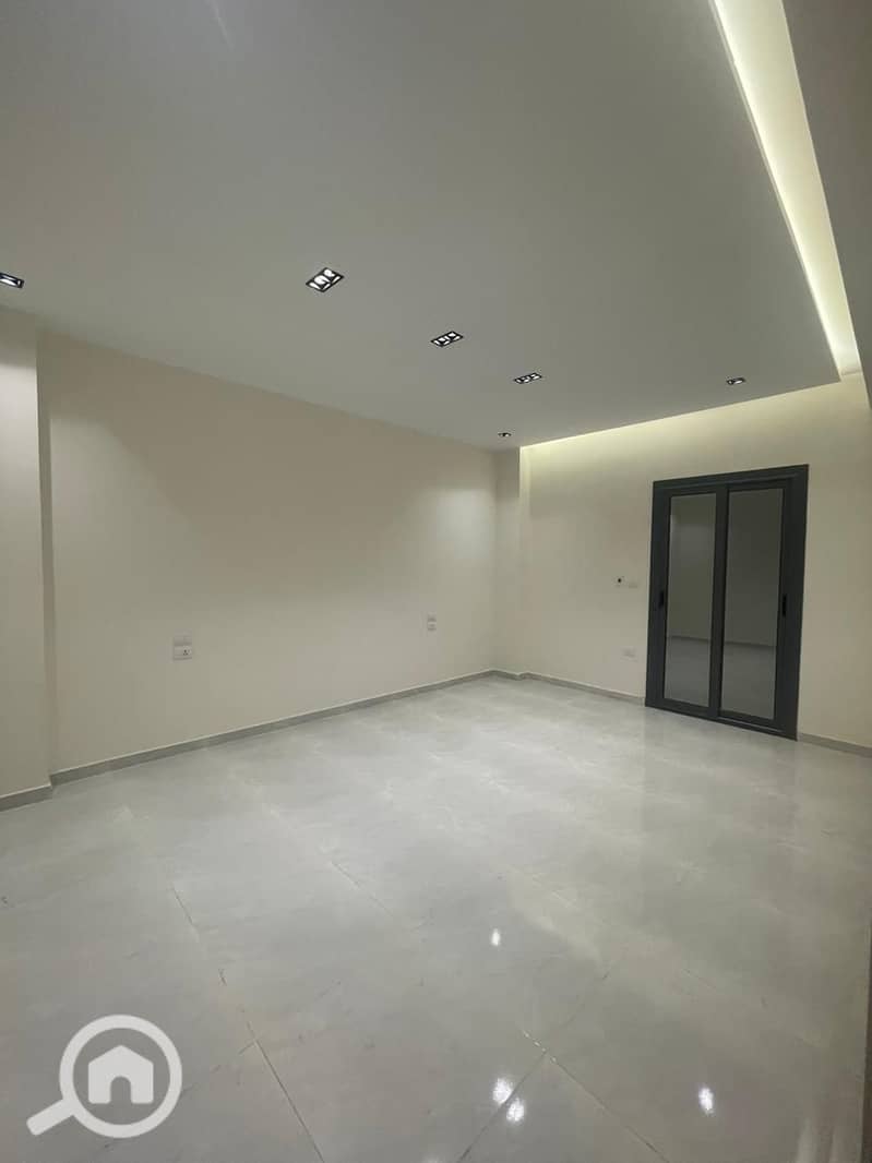 8 f5357a5b-16c6-4dbb-abec-95186ce89717. jpeg