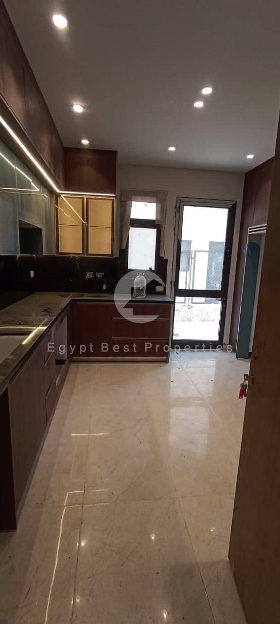 2 224d9239-e6c4-4026-9507-0fbb704b22ab. jpeg