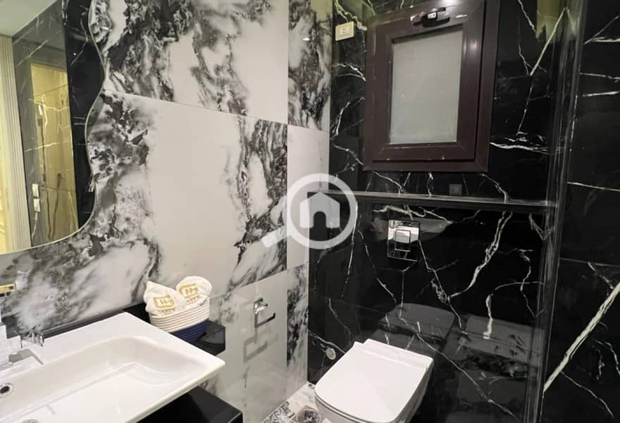 10 cee14daf-b46d-46bc-a636-c06f5df802c0. jpg