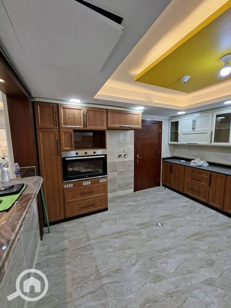 8 17a91fa3-cf3c-47a5-9102-ee0479eb186b. jpeg