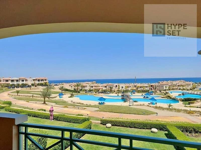 4 88b785fd-8e06-472e-8d1b-e3454fdbd95a. jpg