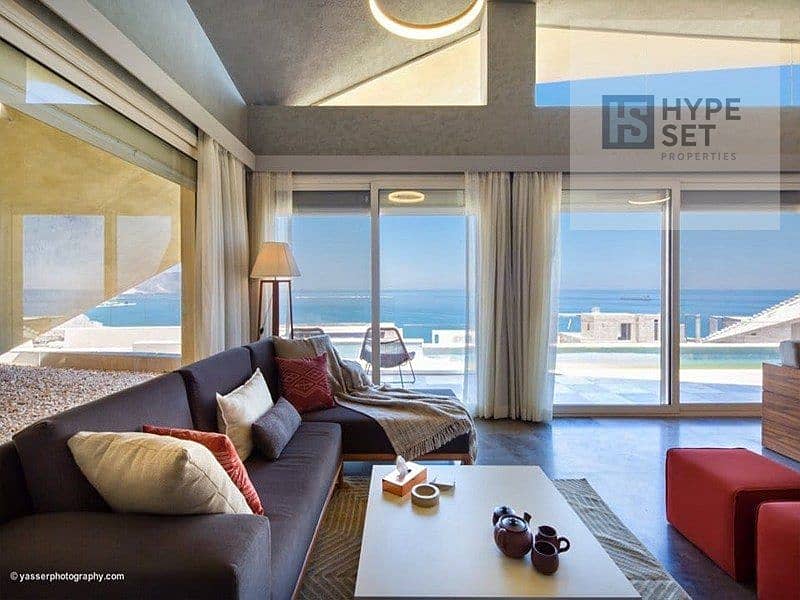 4 e5c696f7-96f7-46d0-b030-d4f87969b13a. jpg