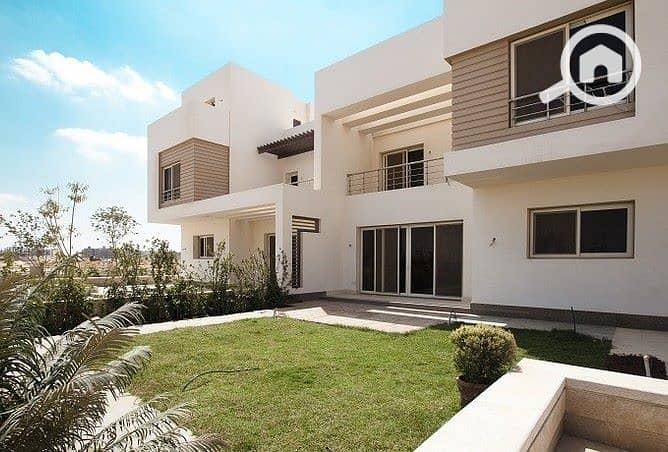 6 32652389_1539764796150471_2129539940357242880_n. jpg