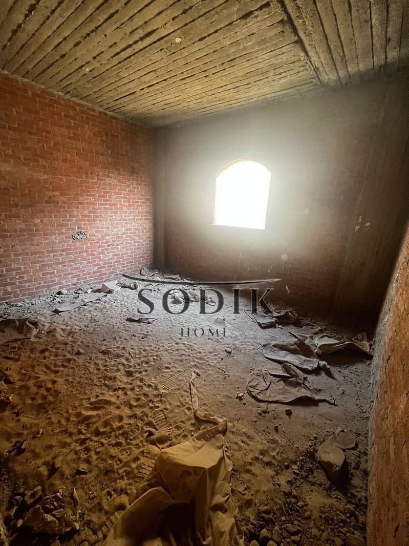 4 WhatsApp Image 2026-01-02 at 12.26. 20 PM (1). jpeg