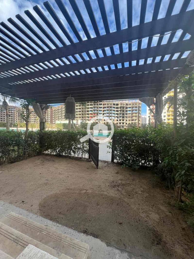 6 9bc40e5b-b952-485c-a1c7-a4e2d4eec149. jpg