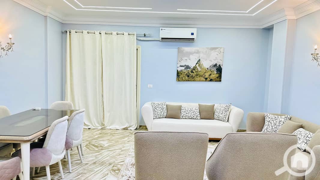 6 2025_08_01_20_09_IMG_5528. jpg