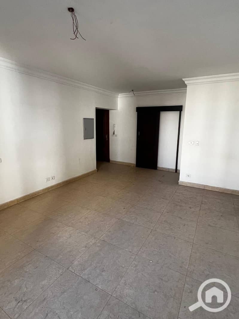 5 WhatsApp Image 2026-01-02 at 17.00. 11 (1). jpeg