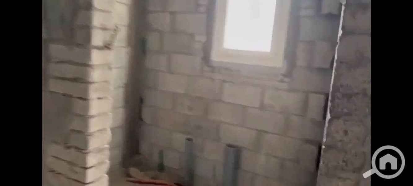 17 cfe0b5f5-20a7-4848-8963-c2983e135e53. jpg