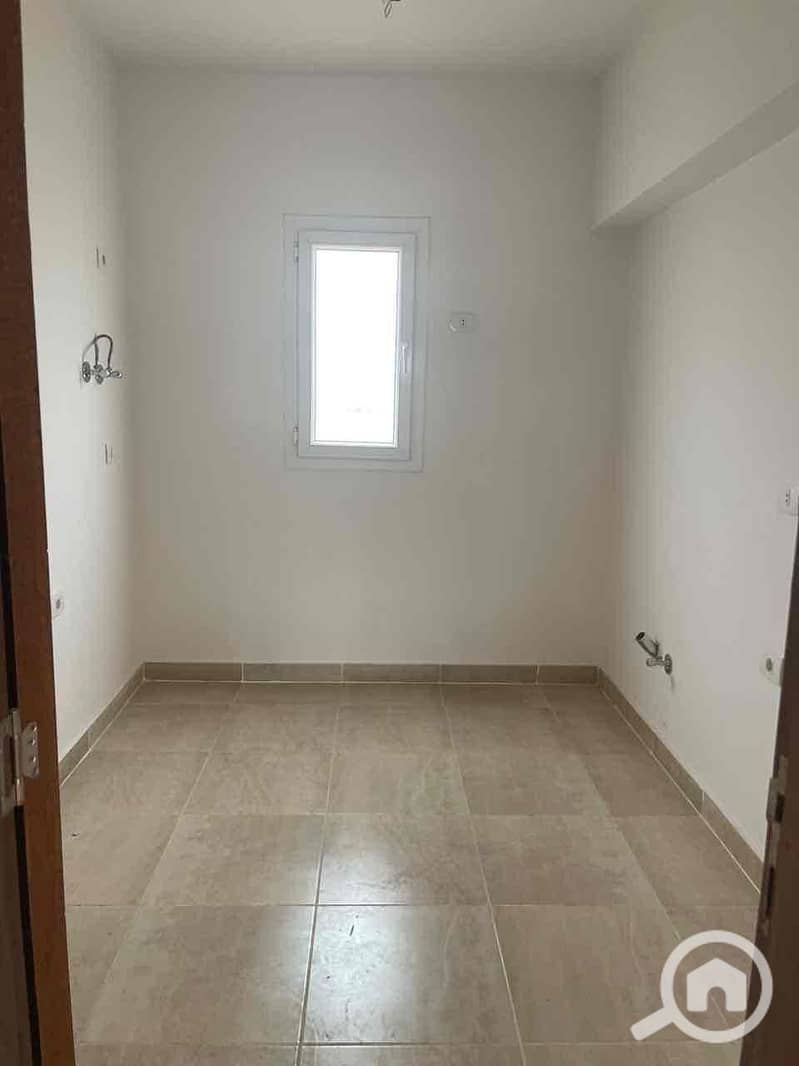 6 6c8784cc-ed4c-455e-a56c-fd2206847020. jpg