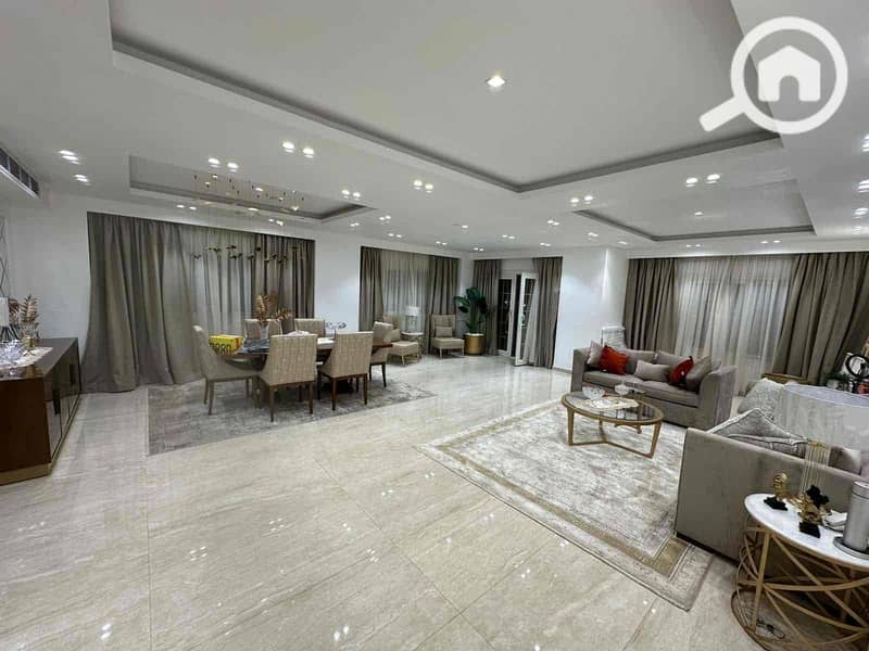 2 b77ec22a-0eaf-4350-b243-8433d82dd9af. jpg