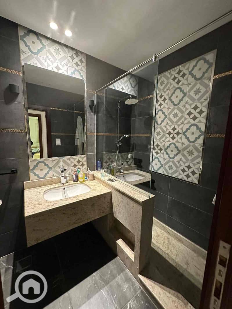 4 2f482804-d537-4018-bde4-ca98088b0bef. jpg