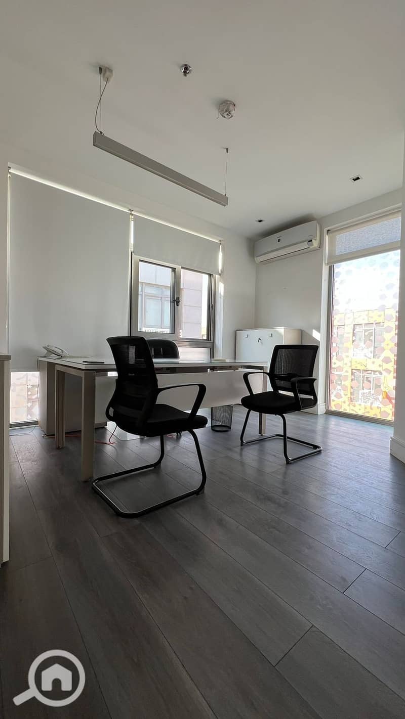 2 WhatsApp Image 2025-12-31 at 15.29. 31 (1). jpeg