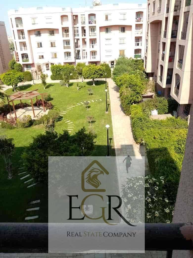 2 e8f4e30a-fc3a-408f-a739-8b009bf3b2ce. jpg