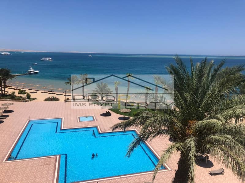 4 87ee1827-f865-4d68-8fb7-fa90b13059e3. jpg