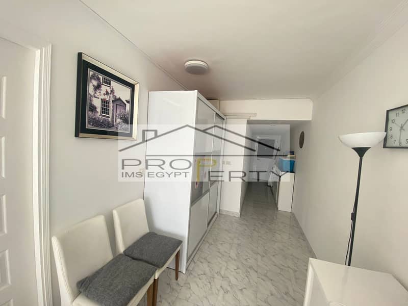 7 5ce54fb8-6d22-4282-b406-57c9fe3cfcbf. jpg