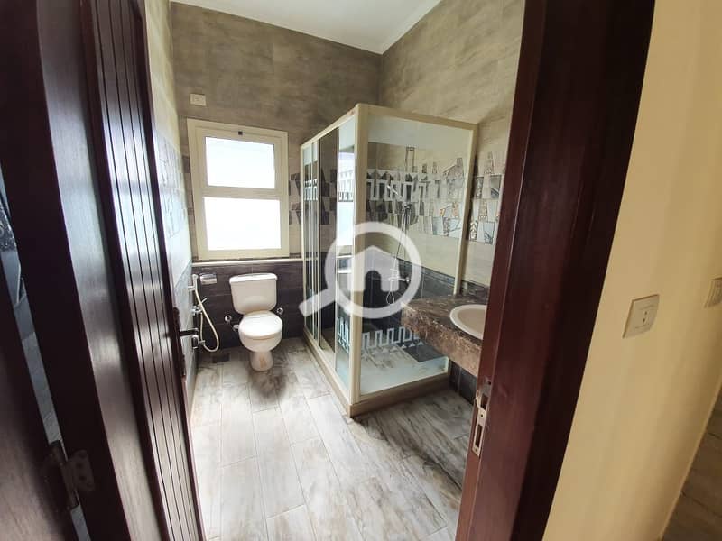 8 WhatsApp Image 2025-12-28 at 1.30. 10 PM (2). jpeg