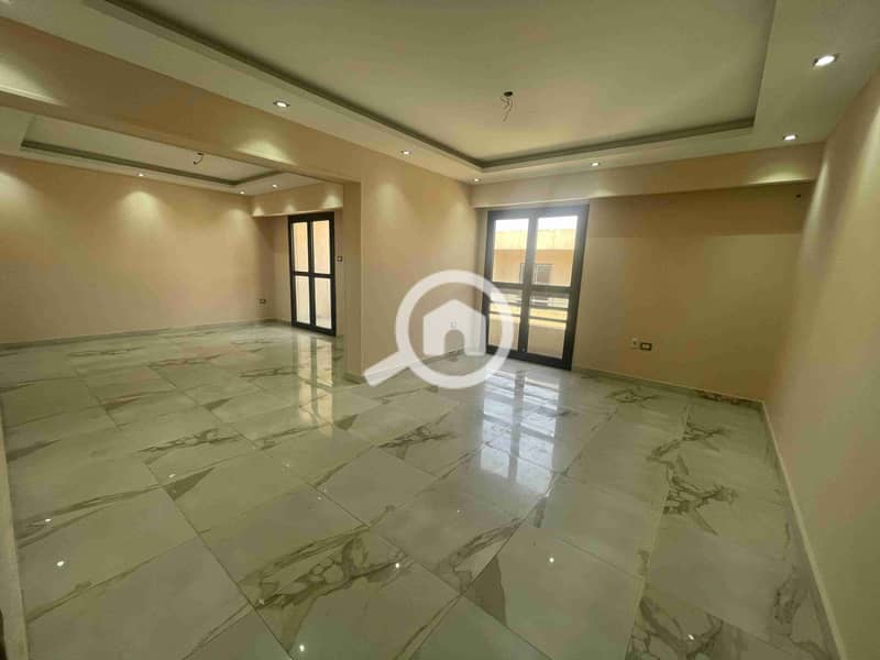 1000306622. jpg 1000306622. jpg