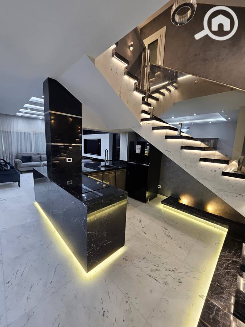 4 577818836_122150557142853626_3598972140054575956_n. jpg