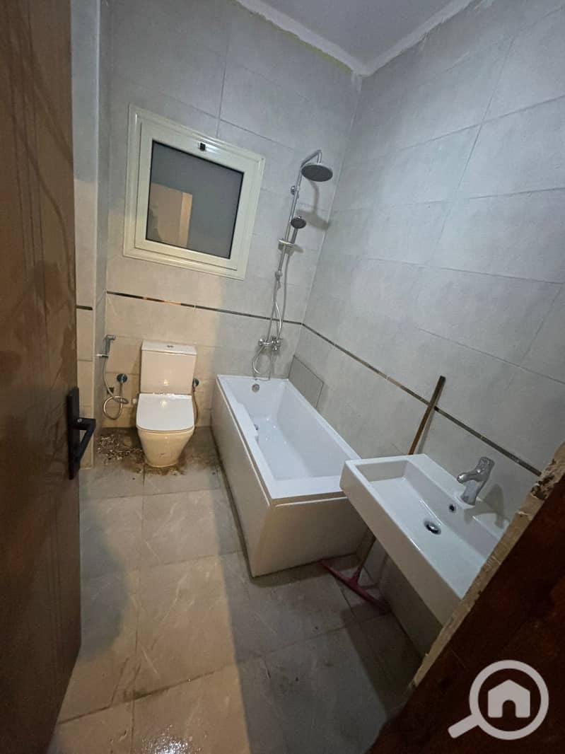 4 WhatsApp Image 2026-01-02 at 21.12. 37. jpeg