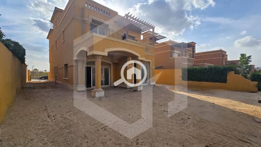 فیلا 5 غرف نوم للبيع في الشيخ زايد، الجيزة - Rouyal Meadows 1. jpeg