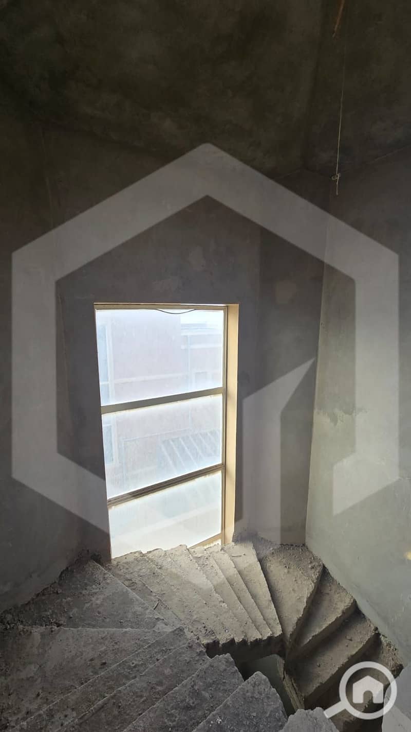 10 Rouyal Meadows 10. jpeg