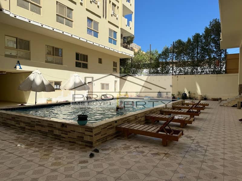 4 c86982c8-a47d-4a23-b0c1-1cbd9d8a50c0. jpg