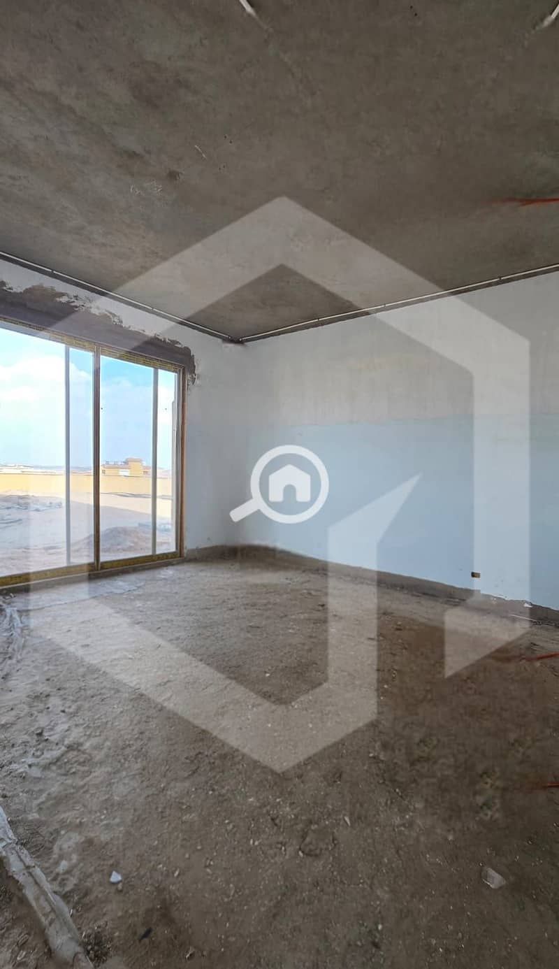 5 Royal Meadows 5. jpeg