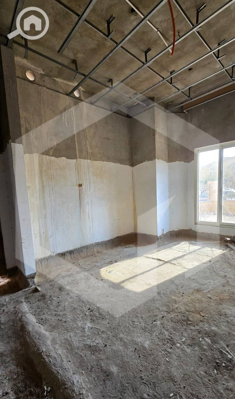 7 Royal Meadows 7. jpeg