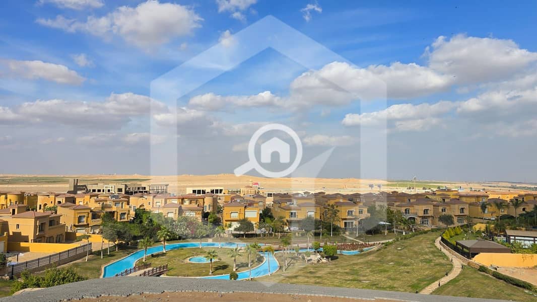 10 Royal Meadows 10. jpeg