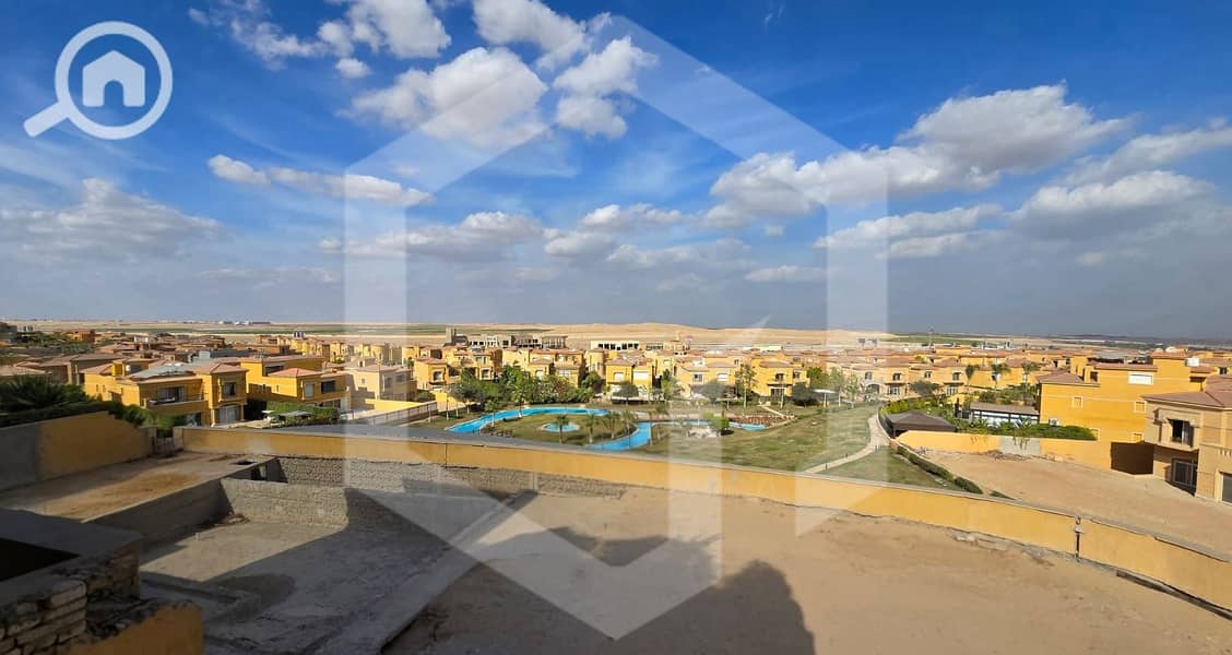 12 Royal Meadows 12. jpeg