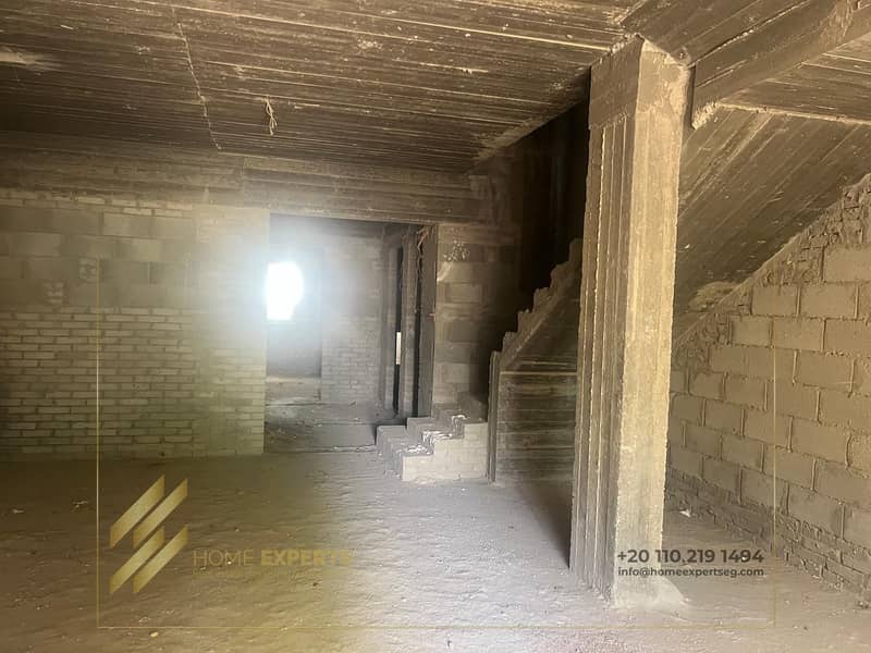 4 c64ca7f4-2859-429b-ad84-6137de2371e3. jpg