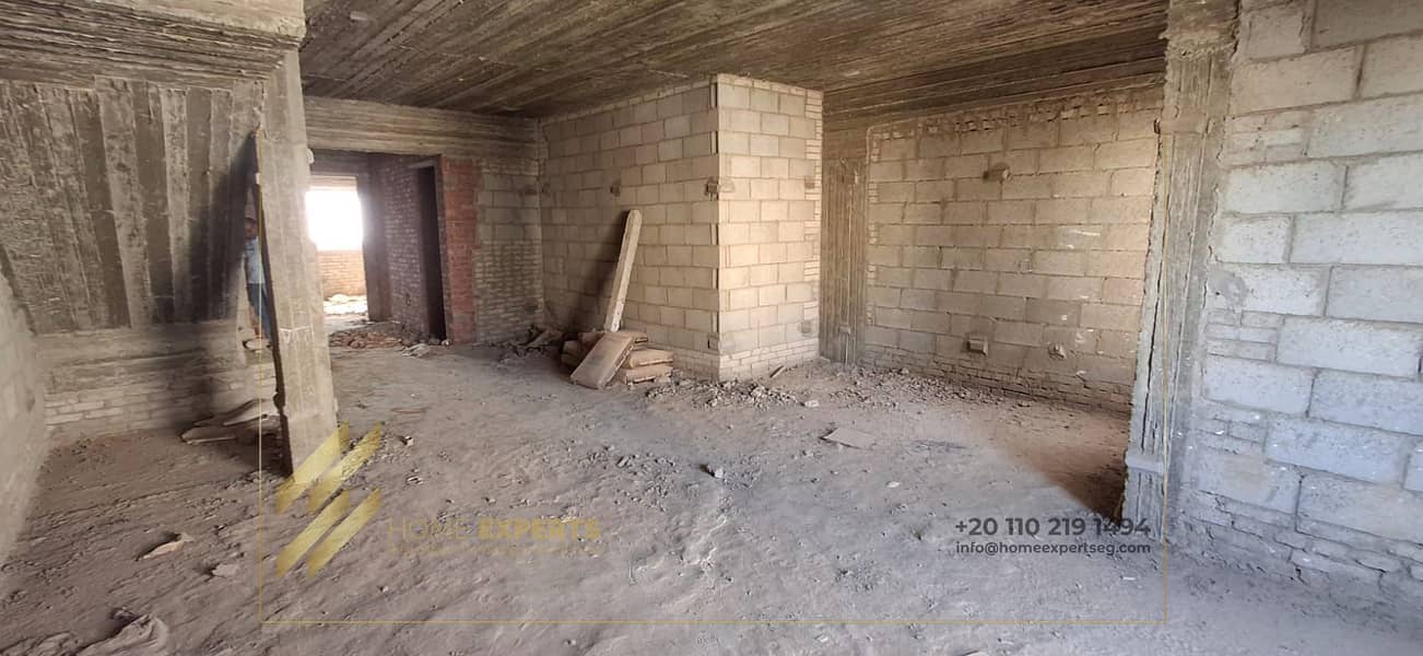 8 6af78451-de7c-4032-a48c-c8e5bf63e3bb. jpg