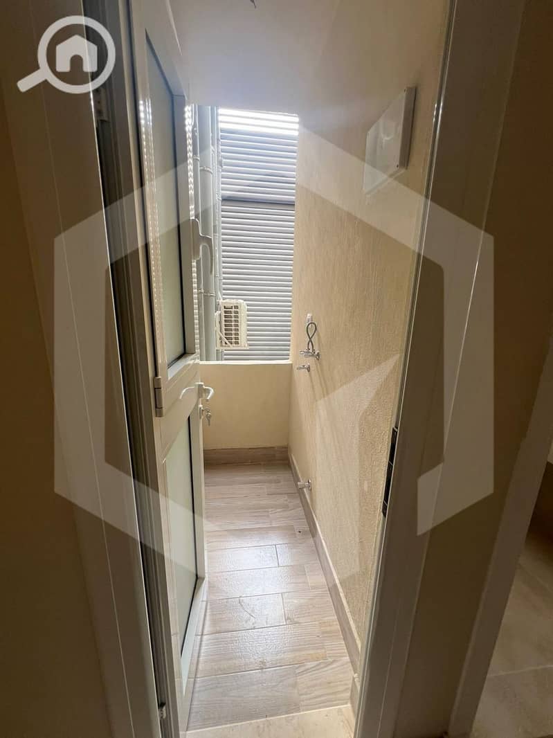 10 Pyramids Hills 10. jpg