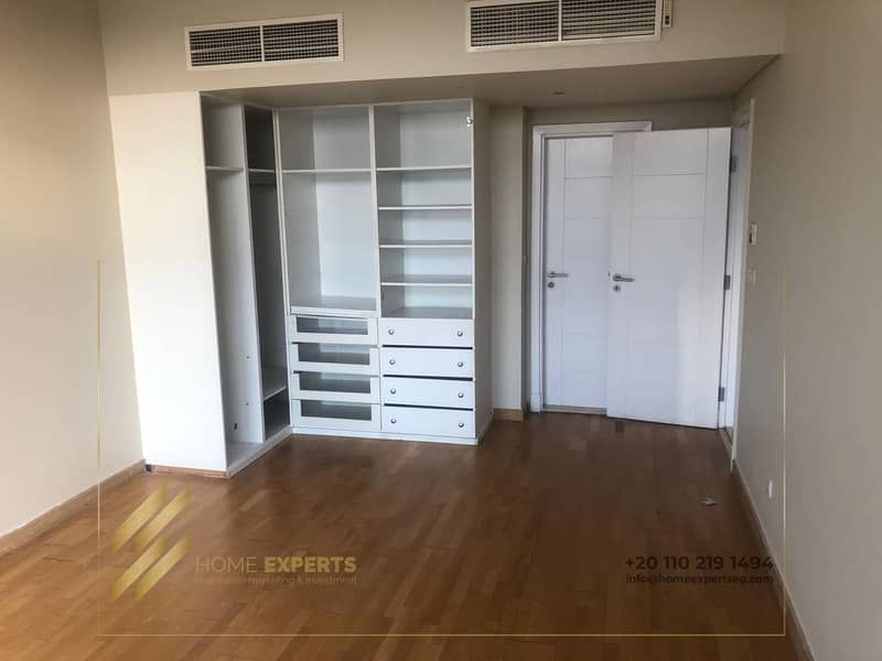 9 b6d3284c-fa20-4a57-966e-b39574311954. jpg