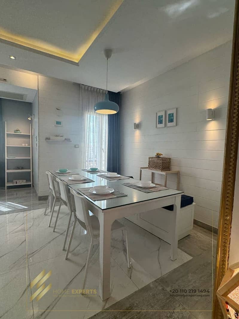 5 bfd28a96-5011-49c0-8a92-e16ddf8c8a2b. jpg